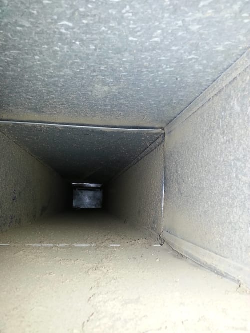 View of the inside of a dirty air duct